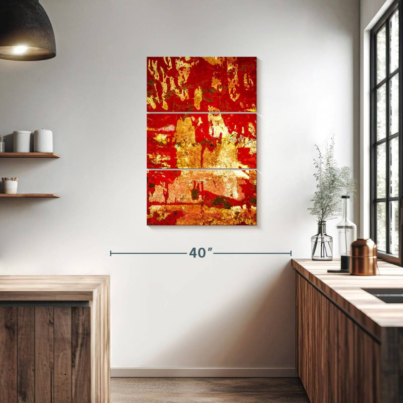 Avery A Study in Red and Gold, H 38 po x l 24 po