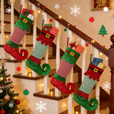 Ensemble de 4 bas de Noël 22 po Elf - 4 sacs-cadeaux de Noël écossais rouges et verts avec broderie détaillée pour cheminée