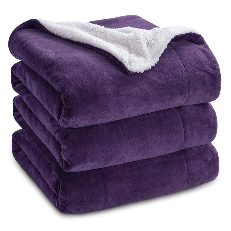 Bedsure Soft Sherpa Fleece Throw Blanket, Purple, 220cm x 240cm