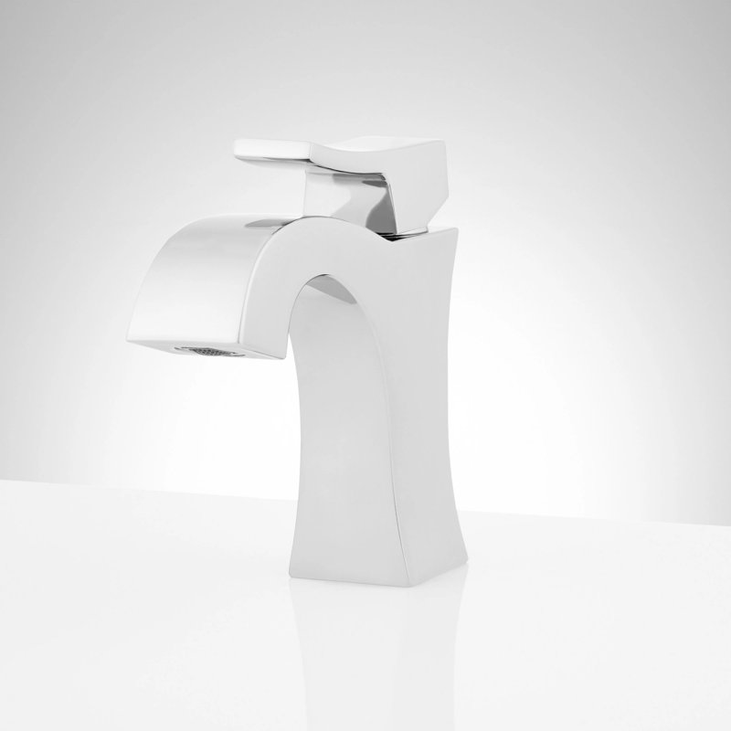 Vilamonte 1.2 GPM Single Hole Bathroom Faucet with Metal Lever Handle and Pop-Up Drain Assembly, Chrome