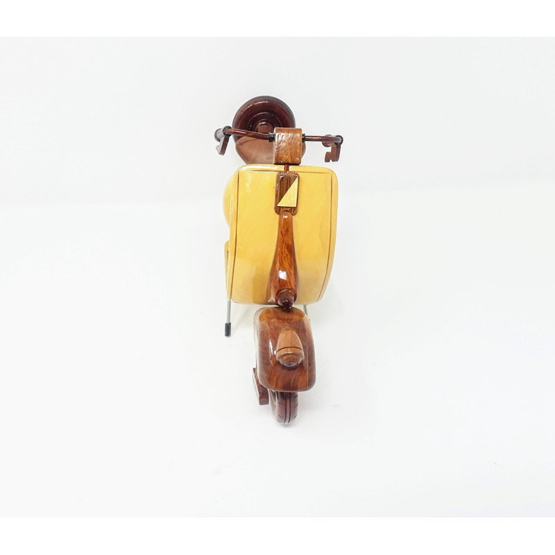 Modèle de scooter Vespa en bois Stilton