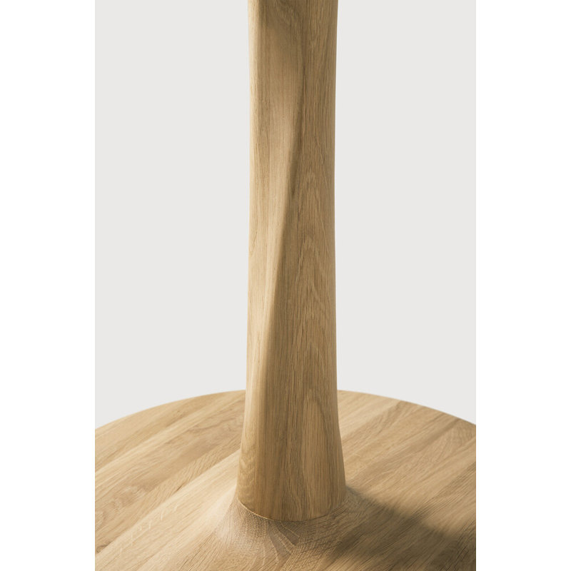 Torsion Round Solid Oak Dining Table, Oak, 30"H x 28"L x 28"W