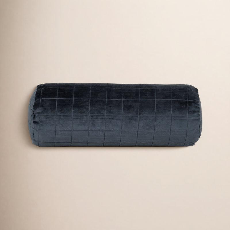 Coussin Otterville, Motif géométrique ‑ bleu marine, Traversin H 8 po x l 39 po