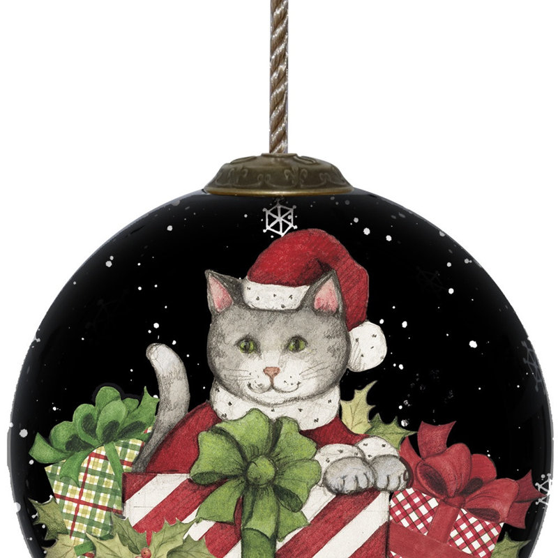 Ornement boule de Noël avec des cadeaux