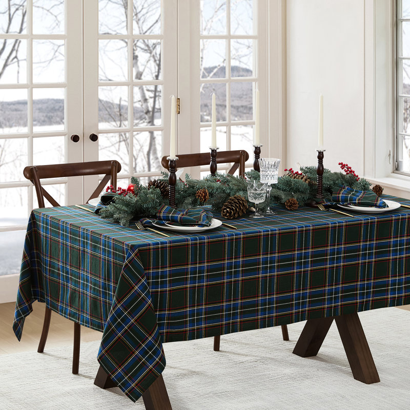 Kayleigha Holiday Plaid Christmas/Winter Cotton Tablecloth, Green, 70" L x 52" D