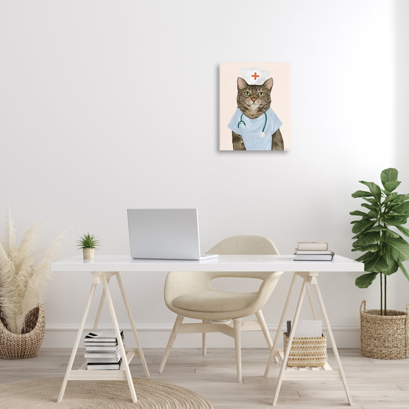 «Nurse Doctor Cat» par Tara Royle, H 20 po x l 16 po