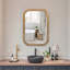 Armoire murale en bois avec miroir