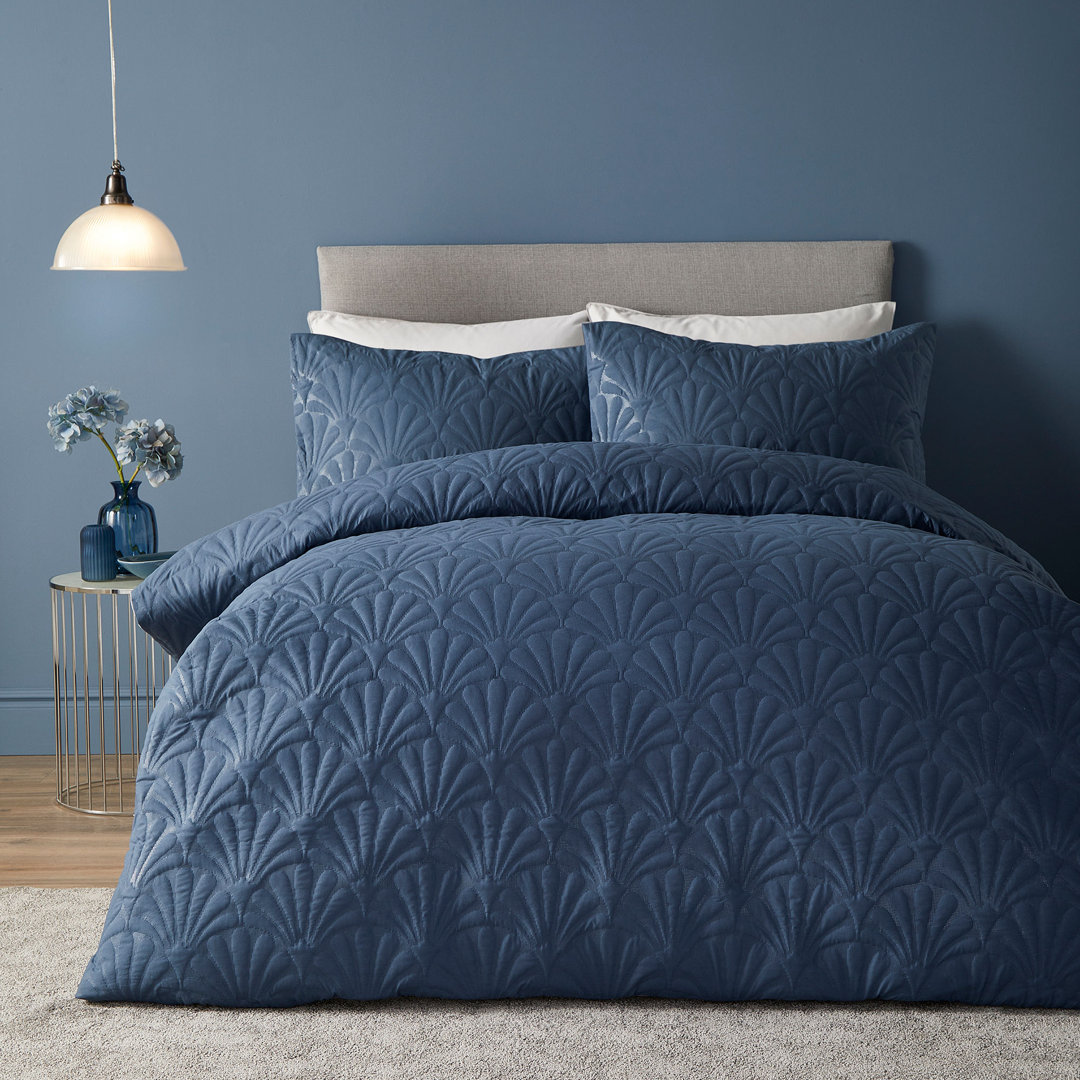 Cavali Polyester Solid Colour Duvet Cover Set with Pillowcases Included