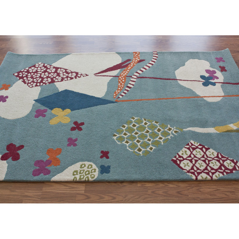 Tapis bleu Jacieon Flying Kites, Rectangle 4 pi x 6 pi