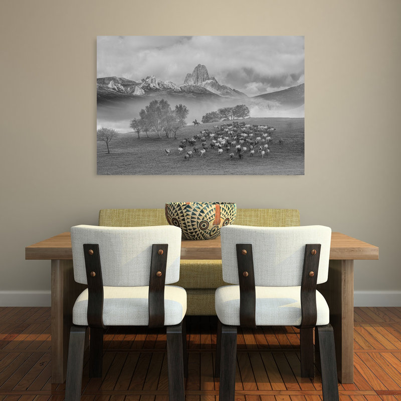 " Misty Mountain Peaks Dramatic Ethereal Serene Horse Forest Landscape Wall Art Print " Print, H 32 po x l 48 po