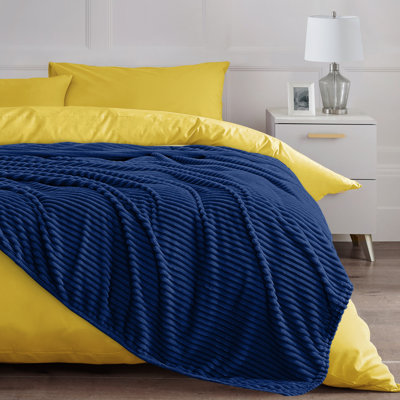 Thermal Supersoft Snug Cord Throw Blanket