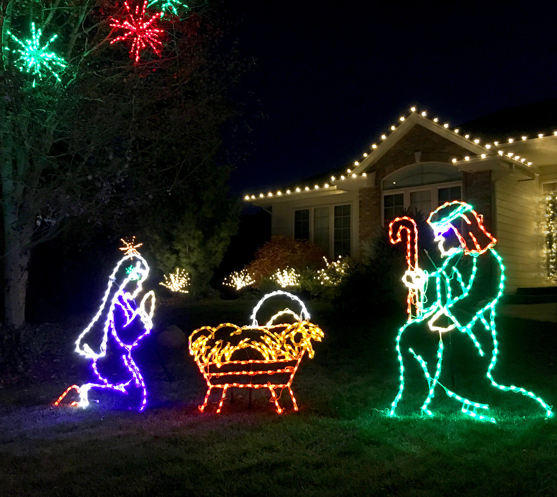The Aisle® Christmas Giant Outdoor Nativity Set 533 Light String Lights & Reviews |