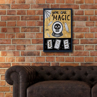 Art mural en verre «Frightful Wicked 4 Dark» par Melissa Averinos