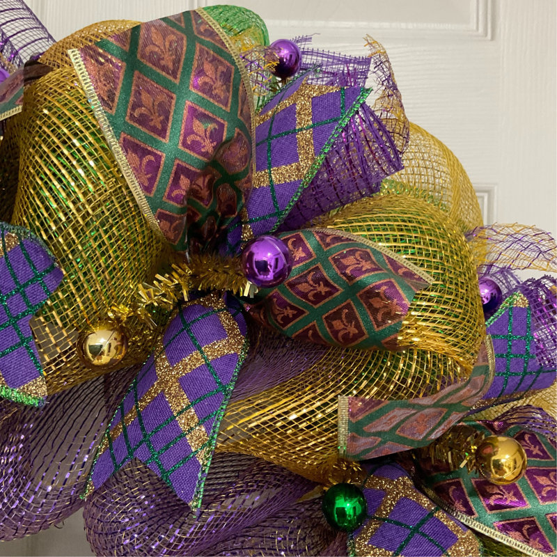 Couronne en maille Peace Love Mardi Gras
