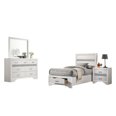 Vino 4Pc Full Bedroom Set, Storage Footboard, Black, Glitter Stripes