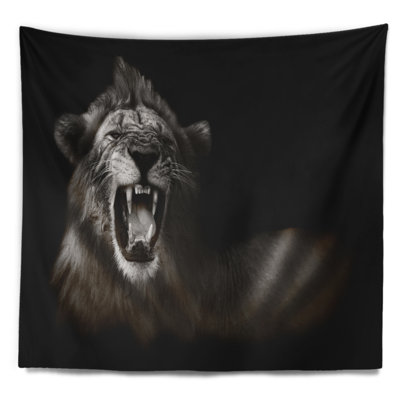 Lion affichant la tapisserie de feu de fiery Animal