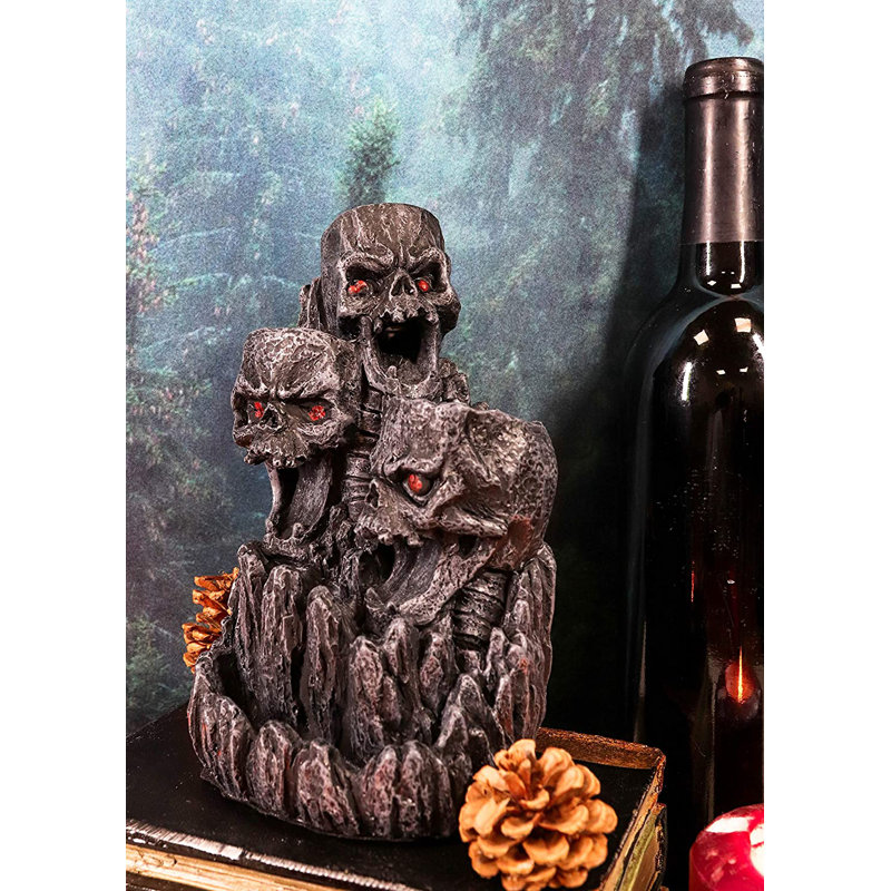 Ebros gothique trois cris crépitants, montagne de la mort, grotte, encens, arôme, figurine, trio de crânes, falaise, montagnes russes, décor décoratif, statue comme décor d'osier macabre d'Halloween