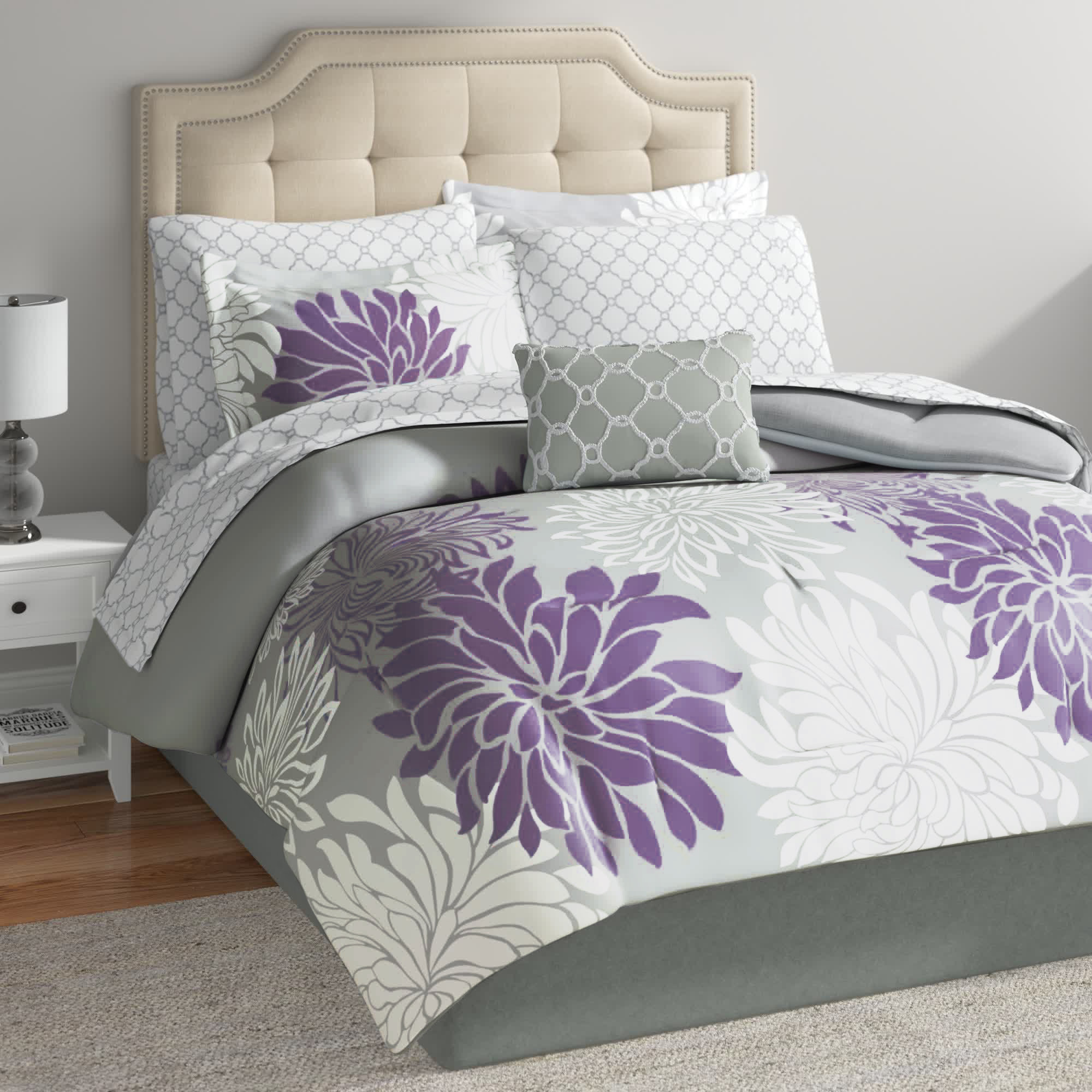 https://assets.wfcdn.com/im/48662517/compr-r85/2213/221371078/guthridge-microfiber-floral-comforter-set-with-cotton-bed-sheets.jpg