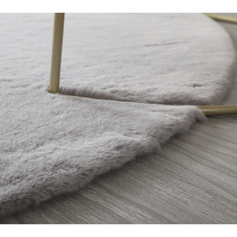 Faux Fur Indoor Rug, Round 3'11"