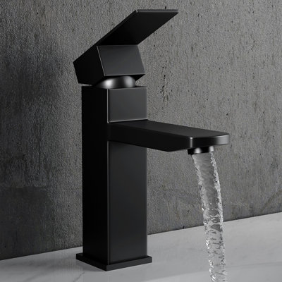 Krishawna Waterfall Tap