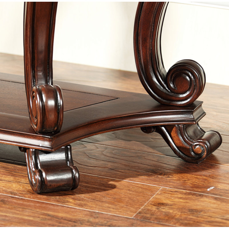Console classique ornée avec pieds en cabriole à volutes