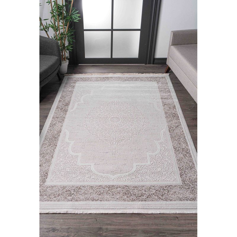 Kelesia Oriental Machine Made Indoor / Outdoor Area Rug, Rectangle 6'7" x 9'6"