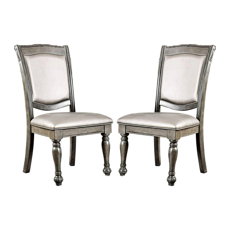 Chaises d'appoint rembourrées en similicuir