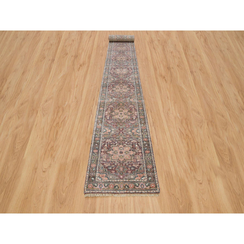 Tapis unique 2 pi 8 po x 23 pi 10 po Rubiel