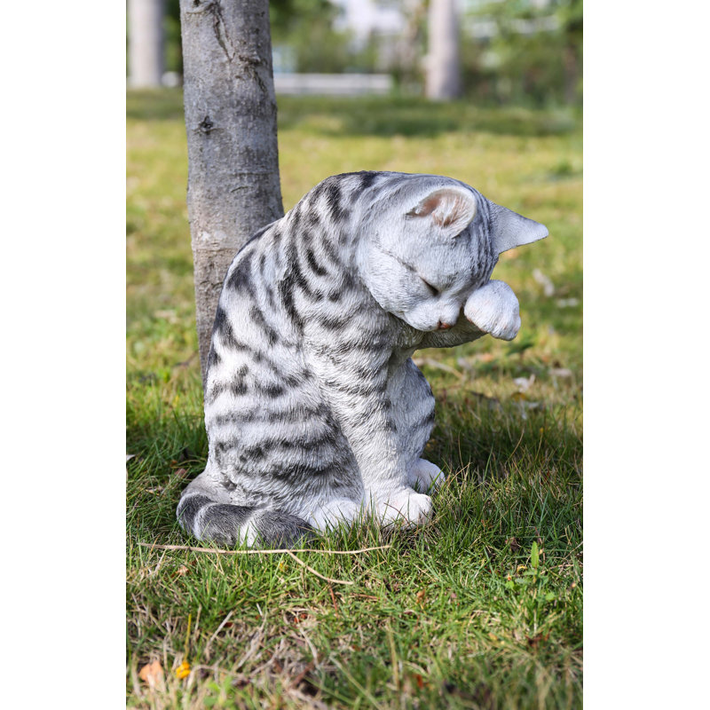 Statue pour laver tabby allongé cat american shorthair, Gris