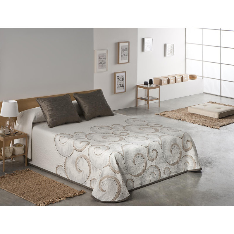 Paityn Polyester Paisley Bedspread, Bronze, 255 x 270 cm