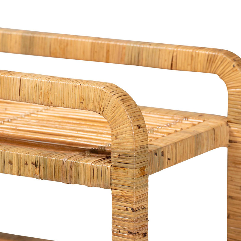 Chariot de cuisine moderne en rotin de style bohémien avec trois tablettes ouvertes et roulettes, parfait pour un rangement organisé et élégant