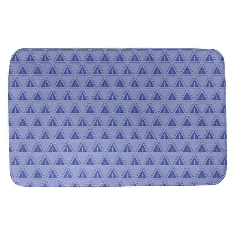 Tapis pour salle de bain à arbres minimalistes Barbra, l 17 po x L 24 po, Bleu pâle