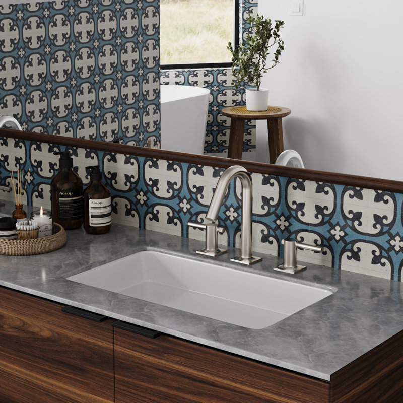 2-handle Bathroom Faucet with Drain Assembly, Brushed Nickel