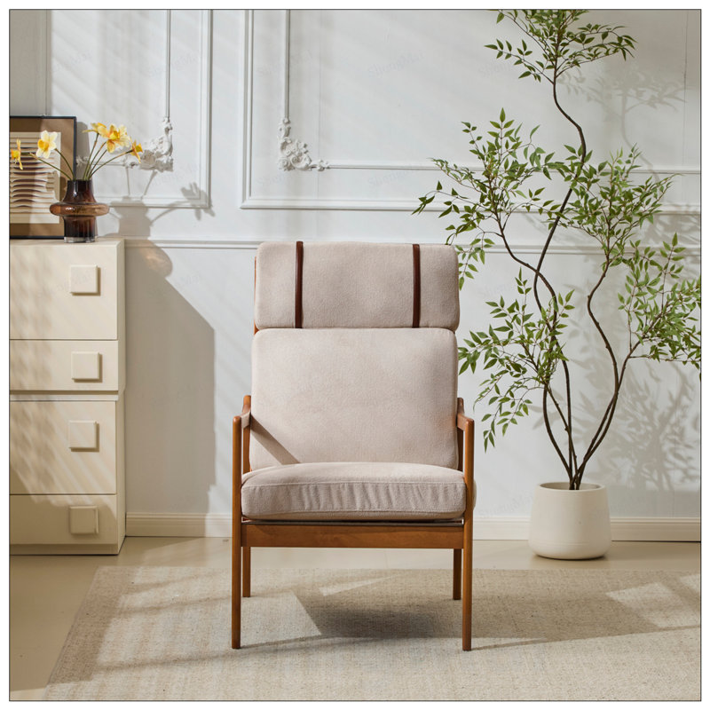 Fauteuil d'appoint Mid-Century moderne, structure en bois massif avec dossier haut, coussins rembourrés légers, conception ergonomique pour une assise confortable