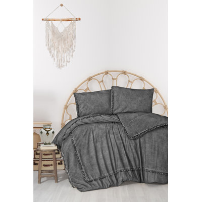 Tjard Duvet Cover Set with Pillowcases Included