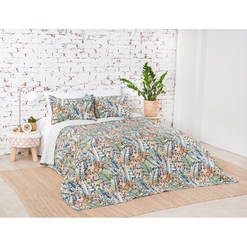 Cotton Reversible and Machine Washable, King Quilt + 2 Standard Shams, Posy