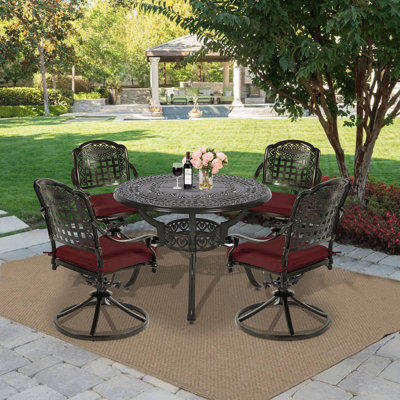 Round 4 - Person 38.5" Long Dining Set with Cushions