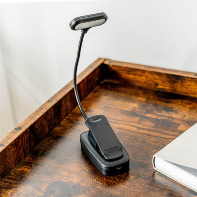 Qualesha Metal Clip On Lamp