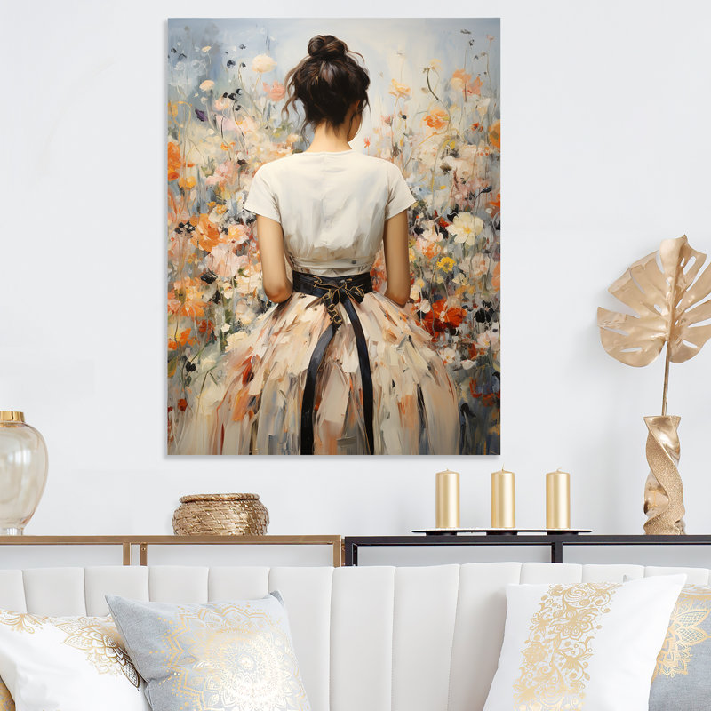 Impressionniste mode féminine dans un champ de fleurs I - art mural en métal Dior, H 40 po x l 30 po x P 1,5 po