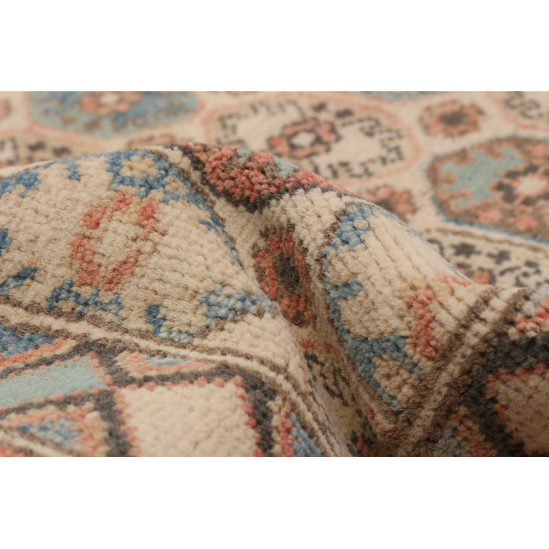 Tapis ivoire en laine rectangulaire unique de 6 pi 6 po x 9 pi 4 po Agela Agela