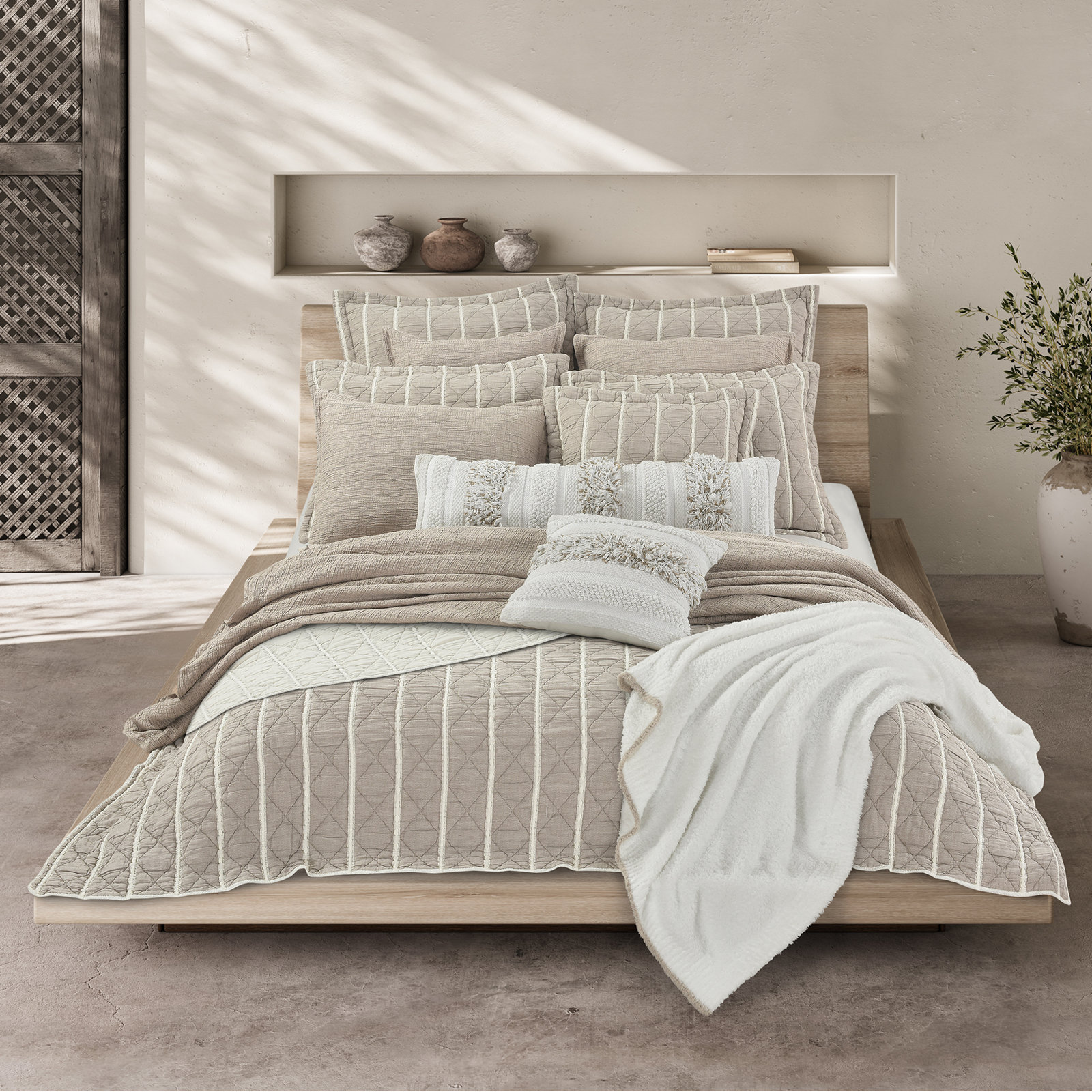 Pacifica Euro Sham, Sand