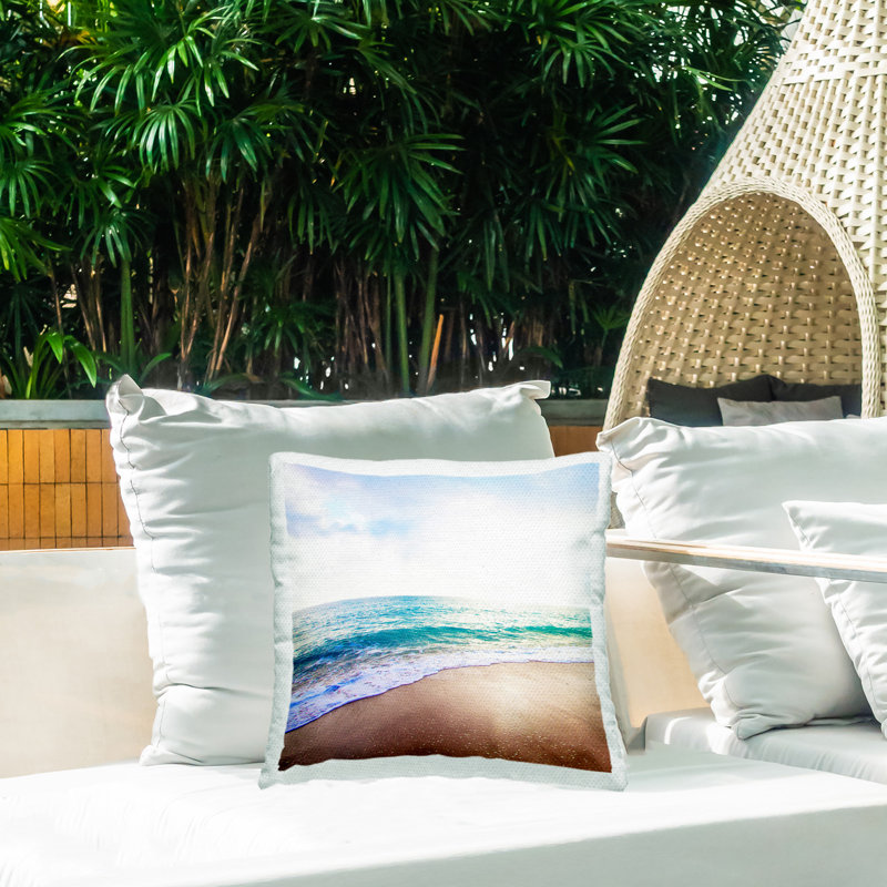 Coussin décoratif d'extérieur imprimé soleil par Susan Bryant