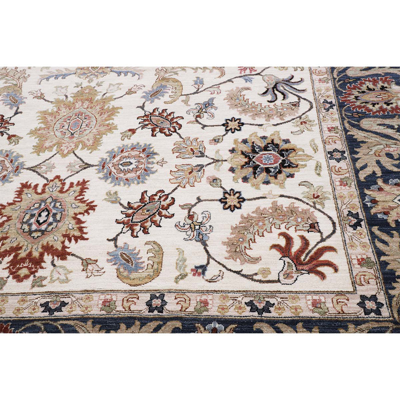 Hand Woven Wool Floral Area Rug, Rectangle 6' x 9'