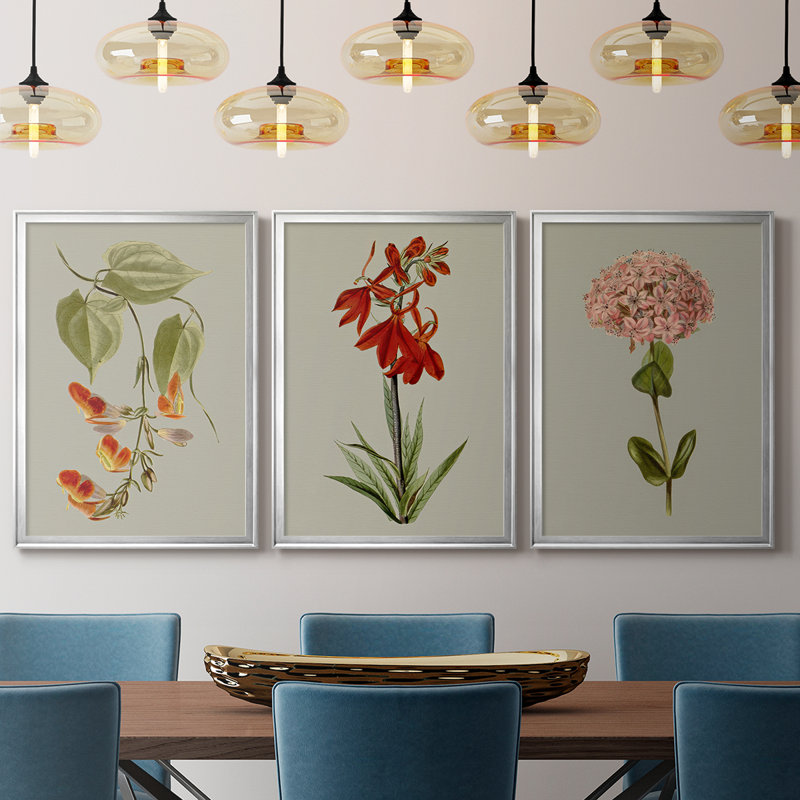 Botanical Array VI - Toile tendue avec châssis sur mesure - 3 pièces, H 30 po x l 63 po, Argent argent