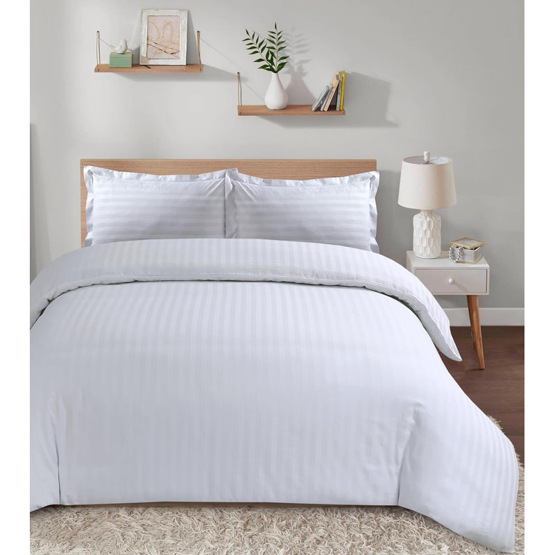 Neacsu Microfiber Striped Duvet Cover Set with Pillowcases, White, Double Duvet Cover + 2 Standard Pillowcases