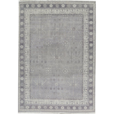Tapis gris et argent noué à la main de haute qualité