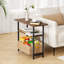 Table d'appoint pour le salon, table de bout à 3 niveaux pour les petits espaces avec plateau de rangement large, table de chevet étroite brune rustique pour la chambre à coucher, canapé-lit