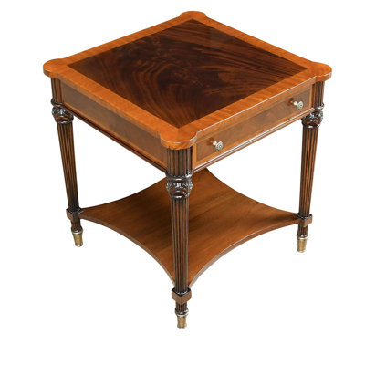 Table d'appoint carrée 24 po l x 24 po p x 25 po h