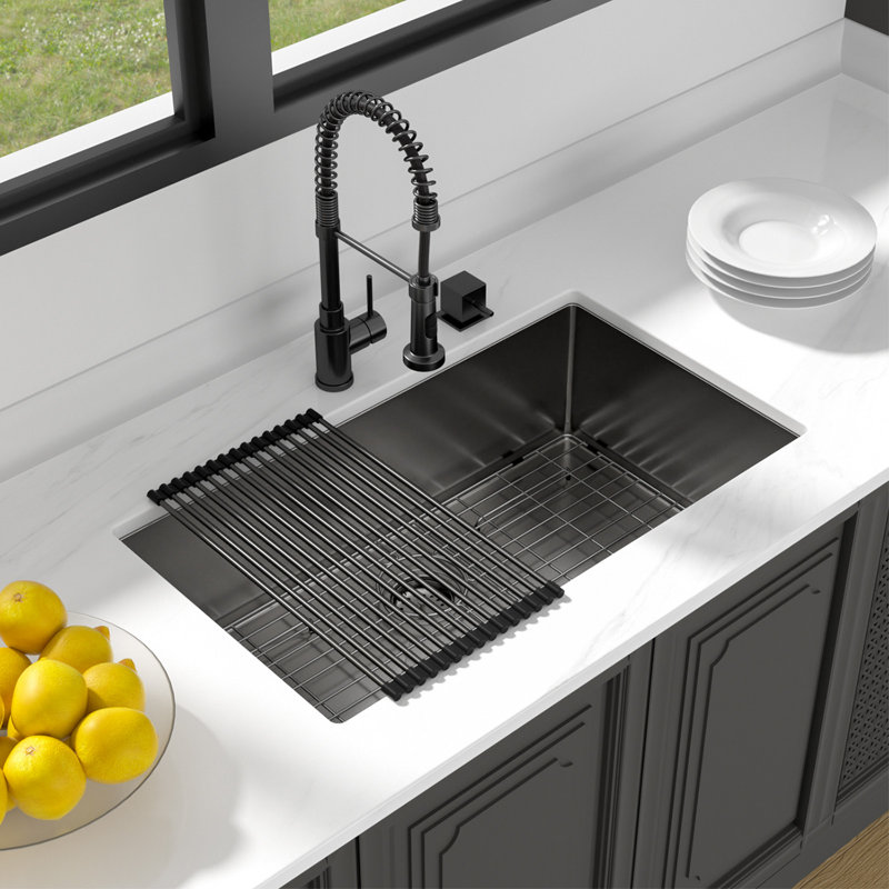 Évier de cuisine en acier inoxydable encastré à simple cuve en acier inoxydable de calibre 16 avec grille d'évier 33 po L 33 po