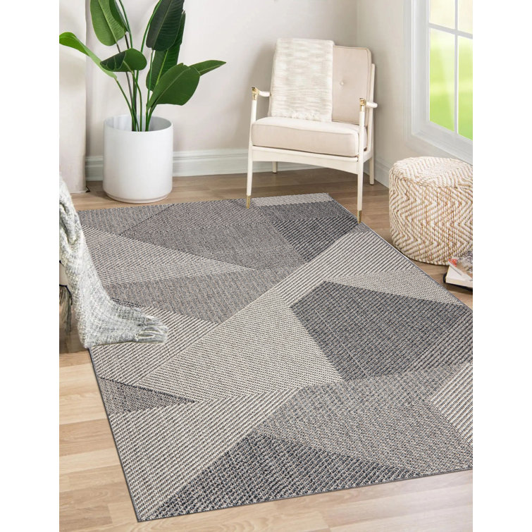 Brittneyann Polypropylene Gray Indoor/Outdoor Rug